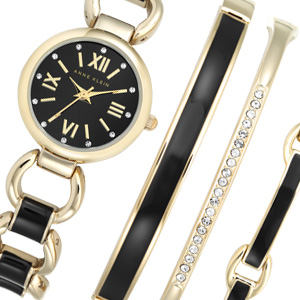 ANNE KLEIN:     !